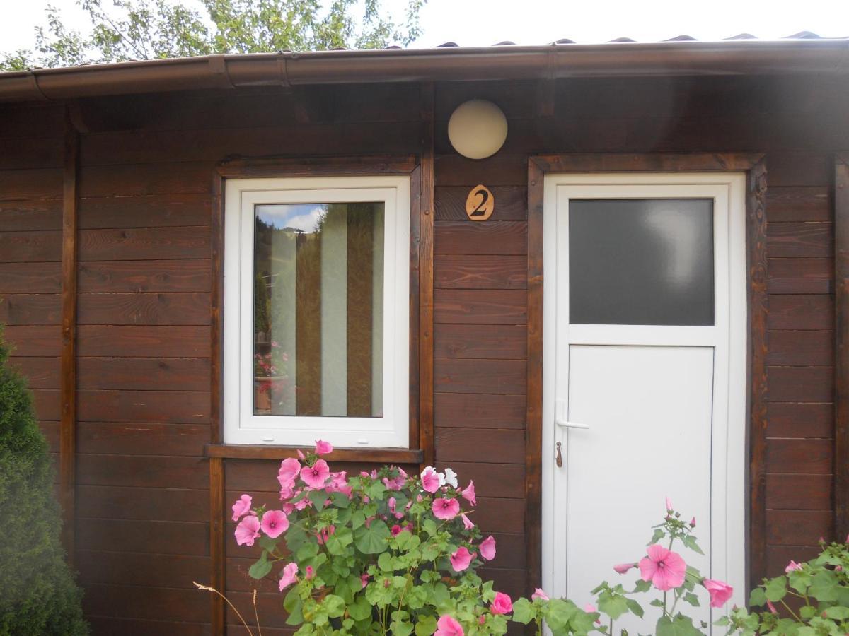 Pension, Camping & Biker Station Zur Deutschen Eiche Ciocanesti Екстериор снимка