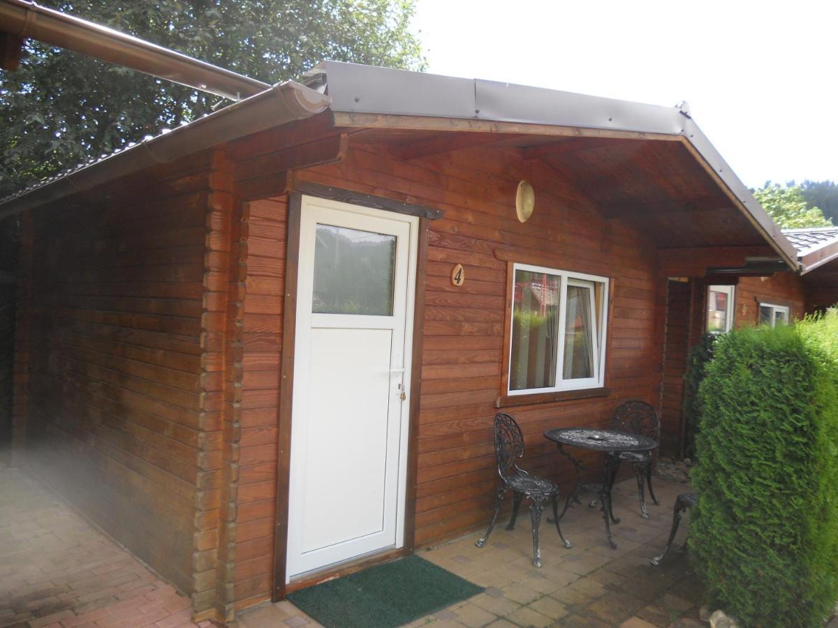 Pension, Camping & Biker Station Zur Deutschen Eiche Ciocanesti Екстериор снимка